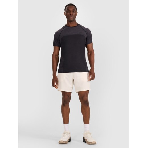 Męskie spodenki treningowe 4F 4FWAW25TFSHM0999 - białe ze sklepu Sportstylestory.com w kategorii Spodenki męskie - zdjęcie 186580053