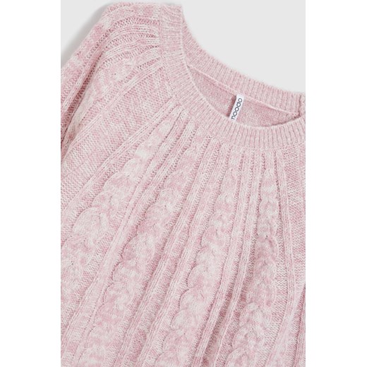 Sweter z ozdobnym splotem różowy Moodo.pl