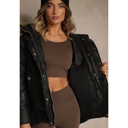 Czarna Trapezowa Kurtka z Pikowanymi Przeszyciami i Kapturem z Futerkiem Renee S renee.pl