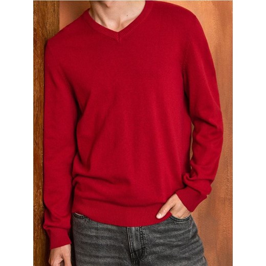 Sinsay - Sweter z dekoltem w serek - czerwony - id: 775FZ-33X - marki Sinsay - 186592324 Sinsay - Sweter z dekoltem w serek - czerwony ze sklepu Sinsay w kategorii Swetry męskie - zdjęcie 186592324