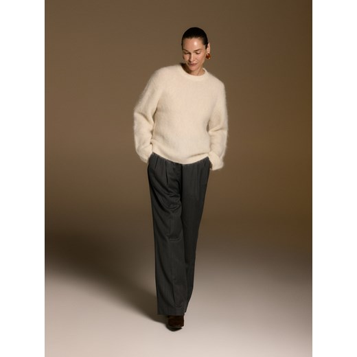 Reserved - Sweter z wełną alpaki - złamana biel ze sklepu Reserved w kategorii Swetry damskie - zdjęcie 186597540