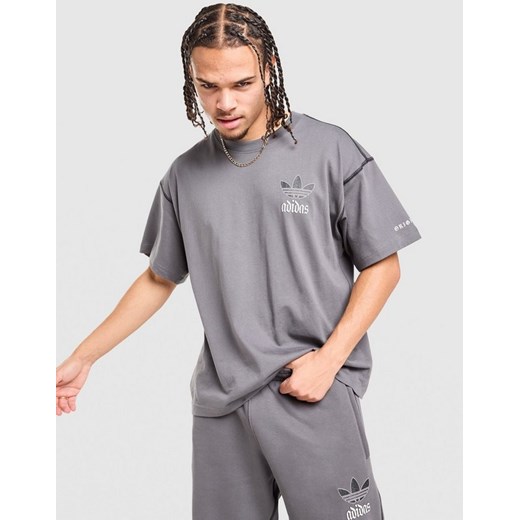 ADIDAS T-SHIRT GFX TEE LO ze sklepu JD Sports  w kategorii T-shirty męskie - zdjęcie 186612151