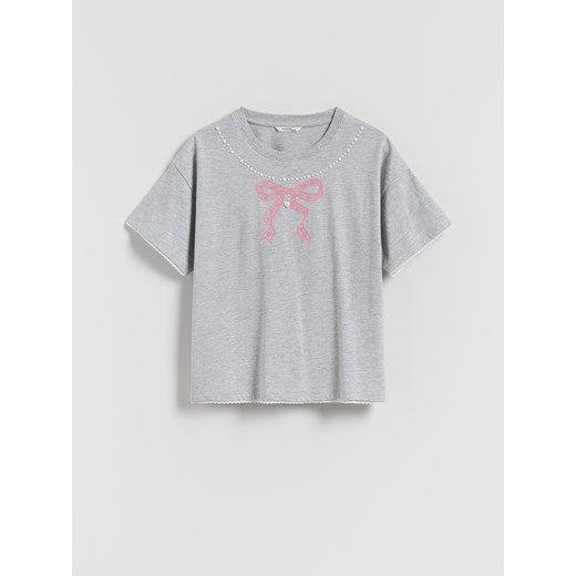 Reserved - T-shirt z perełkami - jasnoszary ze sklepu Reserved w kategorii Bluzki dziewczęce - zdjęcie 186630521
