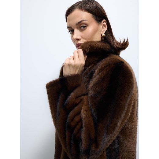 Mohito - Sztuczne futro - ciemnobrązowy Mohito 38 Mohito