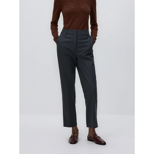 Reserved - Spodnie cygaretki - szary ze sklepu Reserved w kategorii Spodnie damskie - zdjęcie 186632333