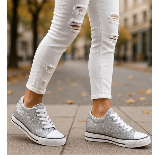 Srebrne trampki sneakersy na niskim koturnie /J4-2 16611 T094/ ze sklepu Pantofelek24.pl w kategorii Trampki damskie - zdjęcie 186640614