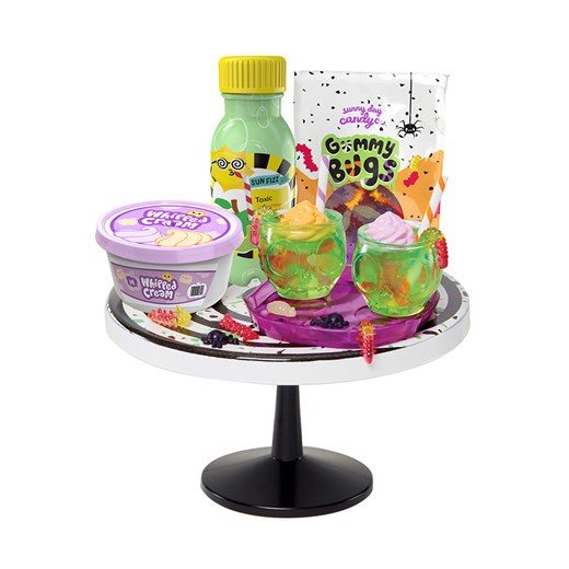 MGA´s Mini Verse Zestaw "MGA's Miniverse - Mini Halloween Diner" - 8+ (produkt niespodzianka) - id: 17784154 - marki Mga´s Mini Verse - 186652170 MGA´s Mini Verse Zestaw "MGA's Miniverse - Mini Halloween Diner" - 8+ (produkt niespodzianka) ze sklepu Limango Polska w kategorii Zabawki - zdjęcie 186652170