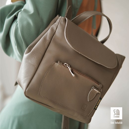 beżowy plecak skórzany Zoya - id: 49803 - marki Słoń Torbalski - 186658802 beżowy plecak skórzany Zoya ze sklepu Słoń Torbalski w kategorii Plecaki - zdjęcie 186658802