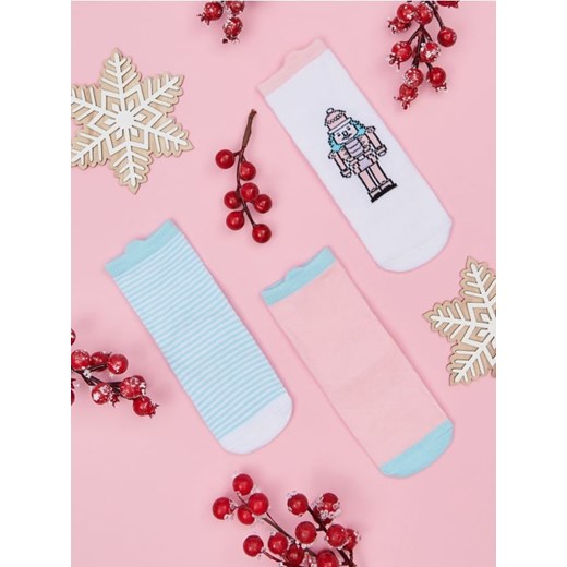 Sinsay - Skarpetki 3 pack - wielobarwny ze sklepu Sinsay w kategorii Skarpetki dziecięce - zdjęcie 186665803