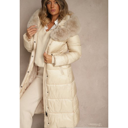 Beżowa Puchowa Kurtka Pikowana o Długim Kroju z Kapturem z Futerkiem Bavea ze sklepu renee.pl w kategorii Kurtki damskie - zdjęcie 186666582