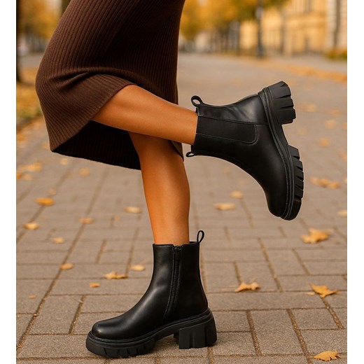 Czarne botki damskie na platformie /d9-1 18337 W283/ ze sklepu Pantofelek24.pl w kategorii Botki - zdjęcie 186669250