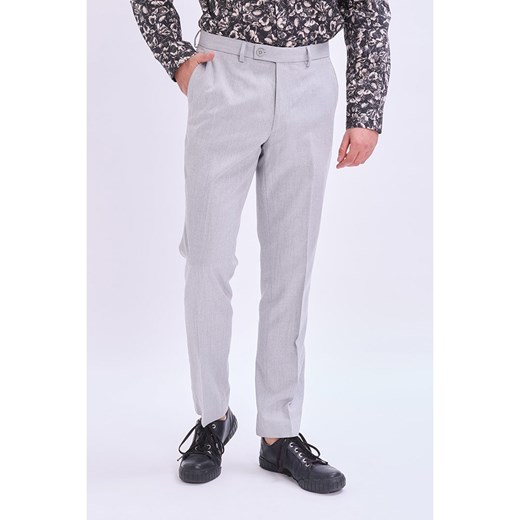 Marks &amp; Spencer Spodnie chino w kolorze jasnoszarym Marks & Spencer 34 wyprzedaż Limango Polska