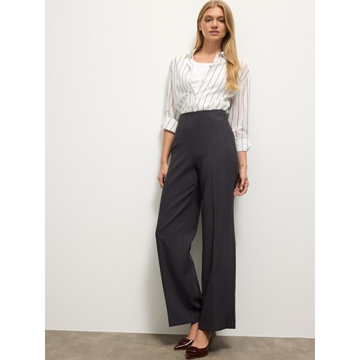 Mohito - Szare spodnie wide leg - szary ze sklepu Mohito w kategorii Spodnie damskie - zdjęcie 186677052