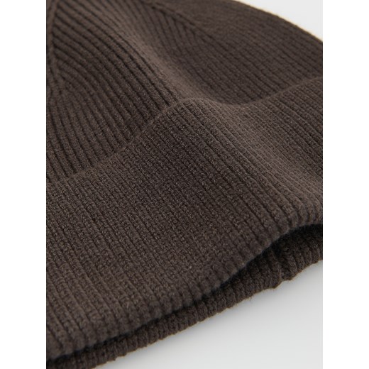Reserved - Czapka beanie z wiskozą - ciemnobrązowy Reserved ONE SIZE Reserved