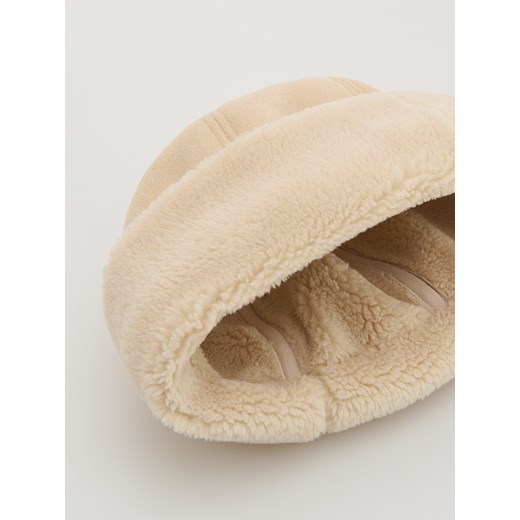 Reserved - Czapka pilotka - złamana biel Reserved ONE SIZE Reserved