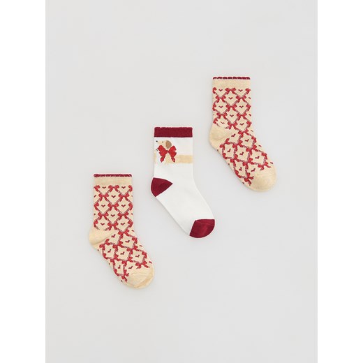 Reserved - Świąteczne skarpetki 3 pack - złamana biel ze sklepu Reserved w kategorii Skarpetki dziecięce - zdjęcie 186678242