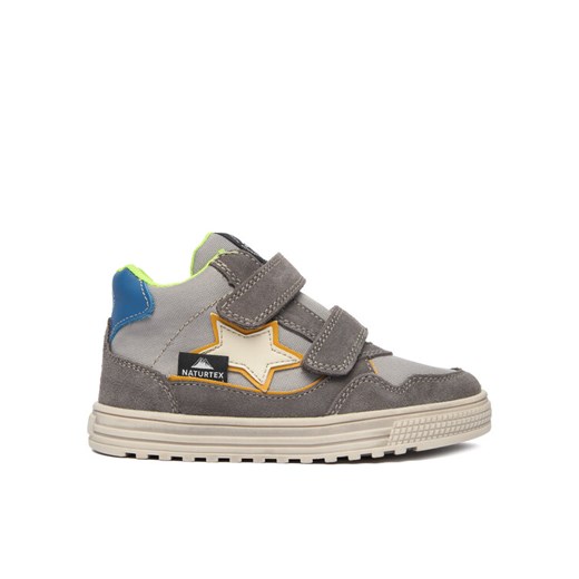 Sneakersy Naturino Hess 3 Vl Wp. 2018595-02-1B06 S Szary ze sklepu eobuwie.pl w kategorii Buty sportowe dziecięce - zdjęcie 186679902