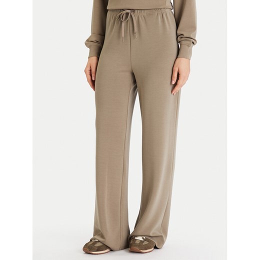 ONLY Spodnie dresowe Maya 15361169 Zielony Regular Fit ze sklepu MODIVO w kategorii Spodnie damskie - zdjęcie 186680060