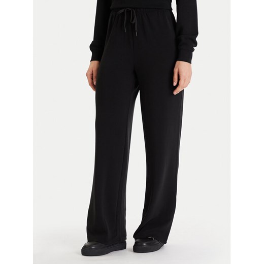 ONLY Spodnie dresowe Maya 15361169 Czarny Regular Fit ze sklepu MODIVO w kategorii Spodnie damskie - zdjęcie 186680200