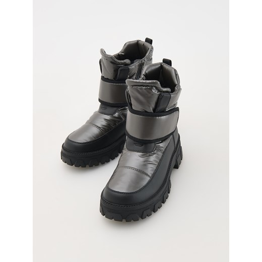 Reserved - Pikowane śniegowce - czarny ze sklepu Reserved w kategorii Buty zimowe dziecięce - zdjęcie 186696871