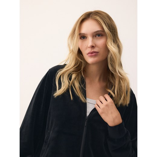 Reserved - Welurowa bluza z kapturem - czarny ze sklepu Reserved w kategorii Bluzy damskie - zdjęcie 186698774