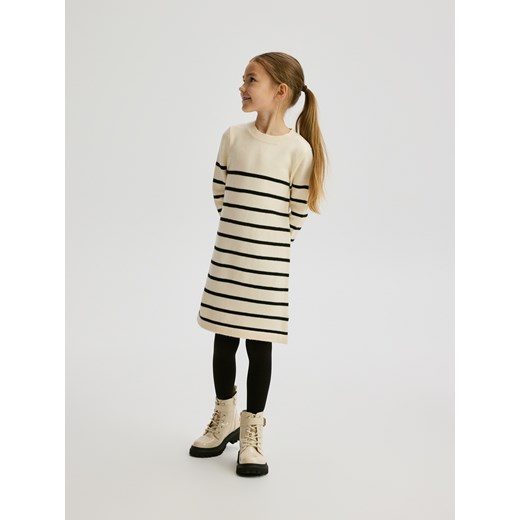 Reserved - Dzianinowa sukienka z wiskozą - wielobarwny ze sklepu Reserved w kategorii Sukienki dziewczęce - zdjęcie 186711273