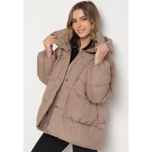 Ciemnobeżowa Pikowana Kurtka o Kroju Oversize z Kapturem Galandia XL born2be.pl