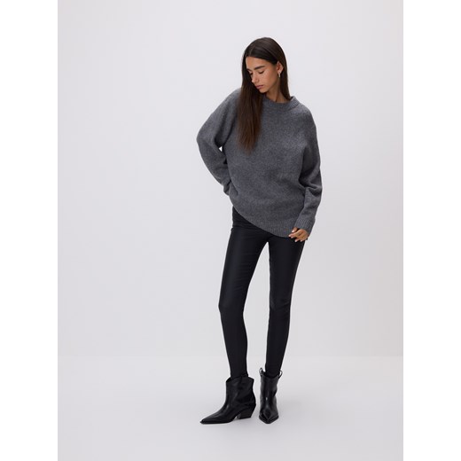 Reserved - Gładki sweter - szary ze sklepu Reserved w kategorii Swetry damskie - zdjęcie 186714531