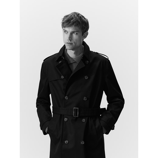 Reserved - Klasyczny trencz z paskiem - czarny ze sklepu Reserved w kategorii Płaszcze męskie - zdjęcie 186714750