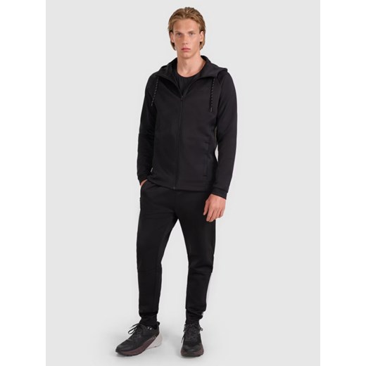 Męskie spodnie treningowe 4F 4FWAW25TFTRM0936 - czarne ze sklepu Sportstylestory.com w kategorii Spodnie męskie - zdjęcie 186715284