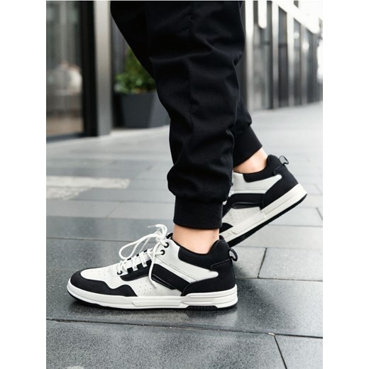 Sinsay - Sneakersy z imitacji skóry - biały - id: 065EP-00X - marki Sinsay - 186720290 Sinsay - Sneakersy z imitacji skóry - biały ze sklepu Sinsay w kategorii Buty zimowe męskie - zdjęcie 186720290