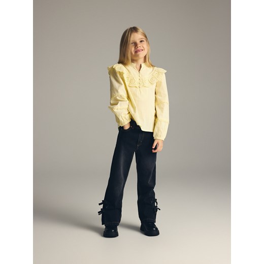 Reserved - Jeansy straight z kokardkami - czarny ze sklepu Reserved w kategorii Spodnie dziewczęce - zdjęcie 186723541