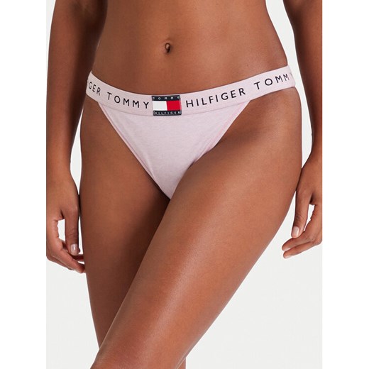 Tommy Hilfiger Stringi UW0UW06095 Różowy ze sklepu MODIVO w kategorii Majtki damskie - zdjęcie 186732490