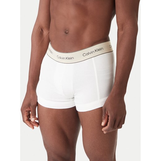 Calvin Klein Underwear Komplet 3 par bokserek LV00NB4446 Kolorowy ze sklepu MODIVO w kategorii Majtki męskie - zdjęcie 186732533