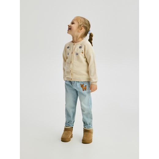 Reserved - Jeansy paperbag z haftem - niebieski ze sklepu Reserved w kategorii Spodnie dziewczęce - zdjęcie 186734884