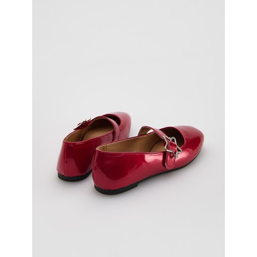 Reserved - Lakierowane baleriny - intenstywna czerwień Reserved 28 Reserved