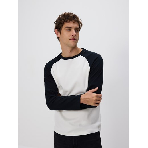 Reserved - Longsleeve regular - złamana biel ze sklepu Reserved w kategorii T-shirty męskie - zdjęcie 186737153