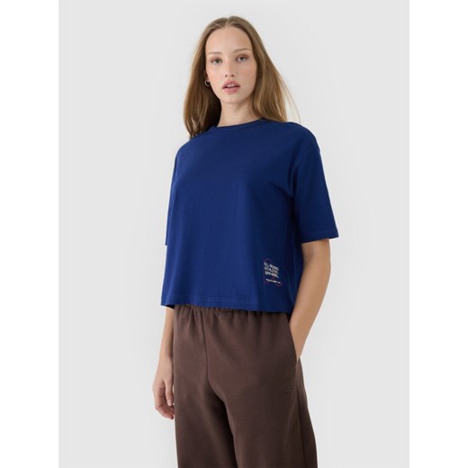 Damski t-shirt oversize z nadrukiem 4F 4FWSS25TTSHF1971 - granatowy XS okazyjna cena Sportstylestory.com