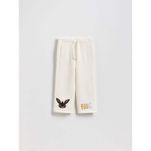 Reserved - Spodnie dresowe Bing - złamana biel ze sklepu Reserved w kategorii Spodnie dziewczęce - zdjęcie 186739550