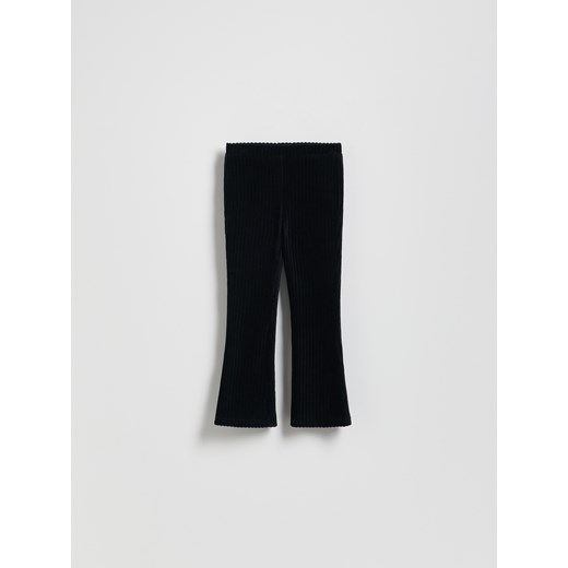 Reserved - Sztruksowe spodnie flare - czarny ze sklepu Reserved w kategorii Spodnie dziewczęce - zdjęcie 186739562