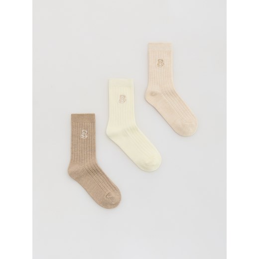 Reserved - Skarpetki z haftem 3 pack - złamana biel - id: 606FA-01X - marki Reserved - 186754321 Reserved - Skarpetki z haftem 3 pack - złamana biel ze sklepu Reserved w kategorii Skarpetki damskie - zdjęcie 186754321