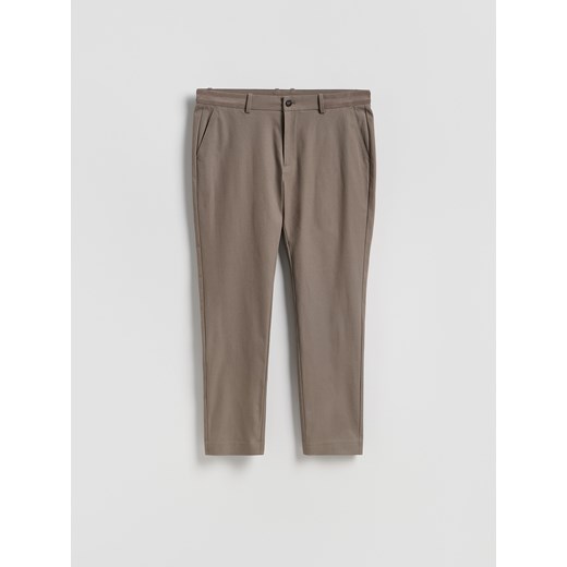 Reserved - Spodnie chino slim fit - brązowy - id: 640DR-84X - marki Reserved - 186754341 Reserved - Spodnie chino slim fit - brązowy ze sklepu Reserved w kategorii Spodnie męskie - zdjęcie 186754341
