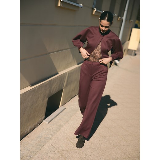 Reserved - Luźne spodnie - bordowy ze sklepu Reserved w kategorii Spodnie damskie - zdjęcie 186754343