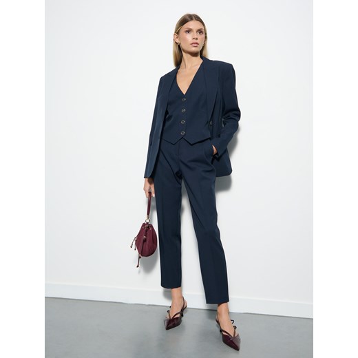 Mohito - Granatowe spodnie cygaretki - granatowy ze sklepu Mohito w kategorii Spodnie damskie - zdjęcie 186758862