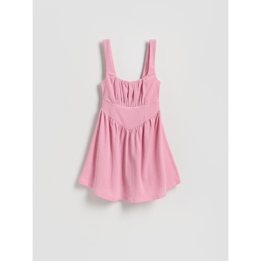 Reserved - Kreszowana sukienka mini - brudny róż ze sklepu Reserved w kategorii Sukienki - zdjęcie 186763904