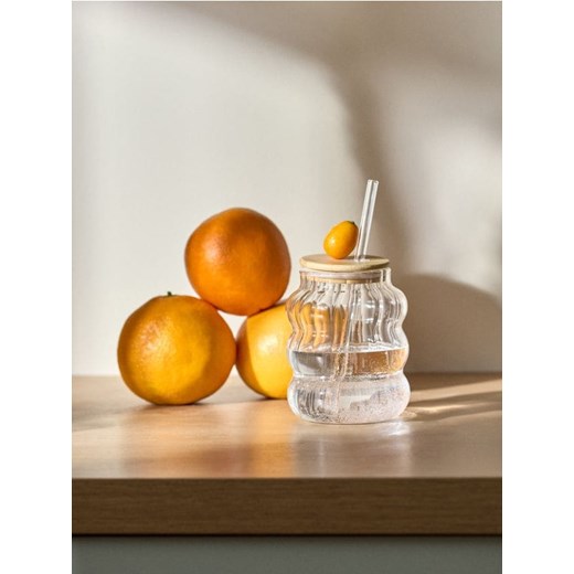 Sinsay - Kubek ze słomką - biały ze sklepu Sinsay w kategorii Kubki - zdjęcie 186764560