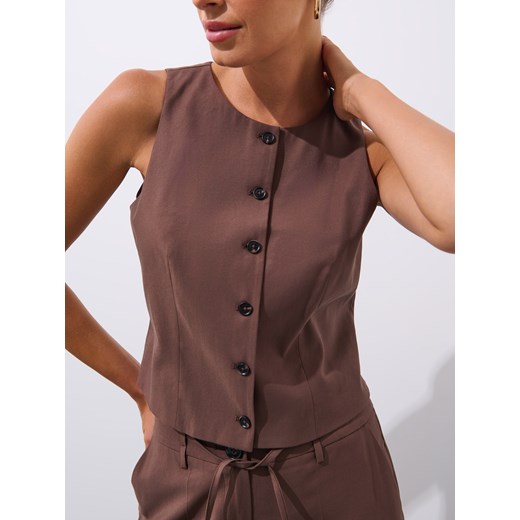 Mohito - Czekoladowa kamizelka - ciemnobrązowy ze sklepu Mohito w kategorii Kamizelki damskie - zdjęcie 186772454