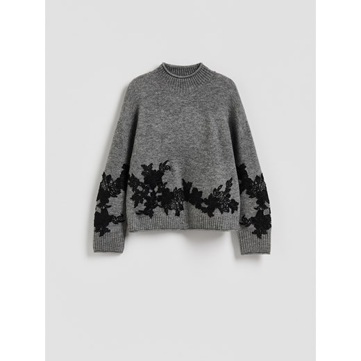 Reserved - Sweter z ozdobną aplikacją - szary ze sklepu Reserved w kategorii Swetry damskie - zdjęcie 186779741