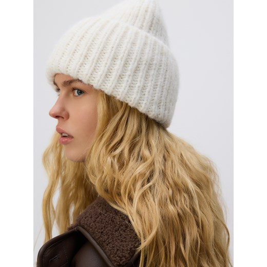 Reserved - Czapka beanie - złamana biel ze sklepu Reserved w kategorii Czapki zimowe damskie - zdjęcie 186785800