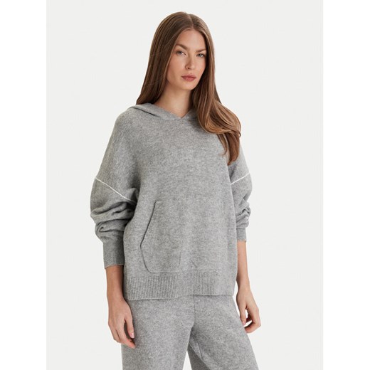 Calvin Klein Underwear Bluza LV00QS7568 Szary Regular Fit - id: 0000305358592 - marki Calvin Klein Underwear - 186795564 Calvin Klein Underwear Bluza LV00QS7568 Szary Regular Fit ze sklepu MODIVO w kategorii Bluzy damskie - zdjęcie 186795564